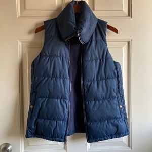Old Navy puffer vest in blue